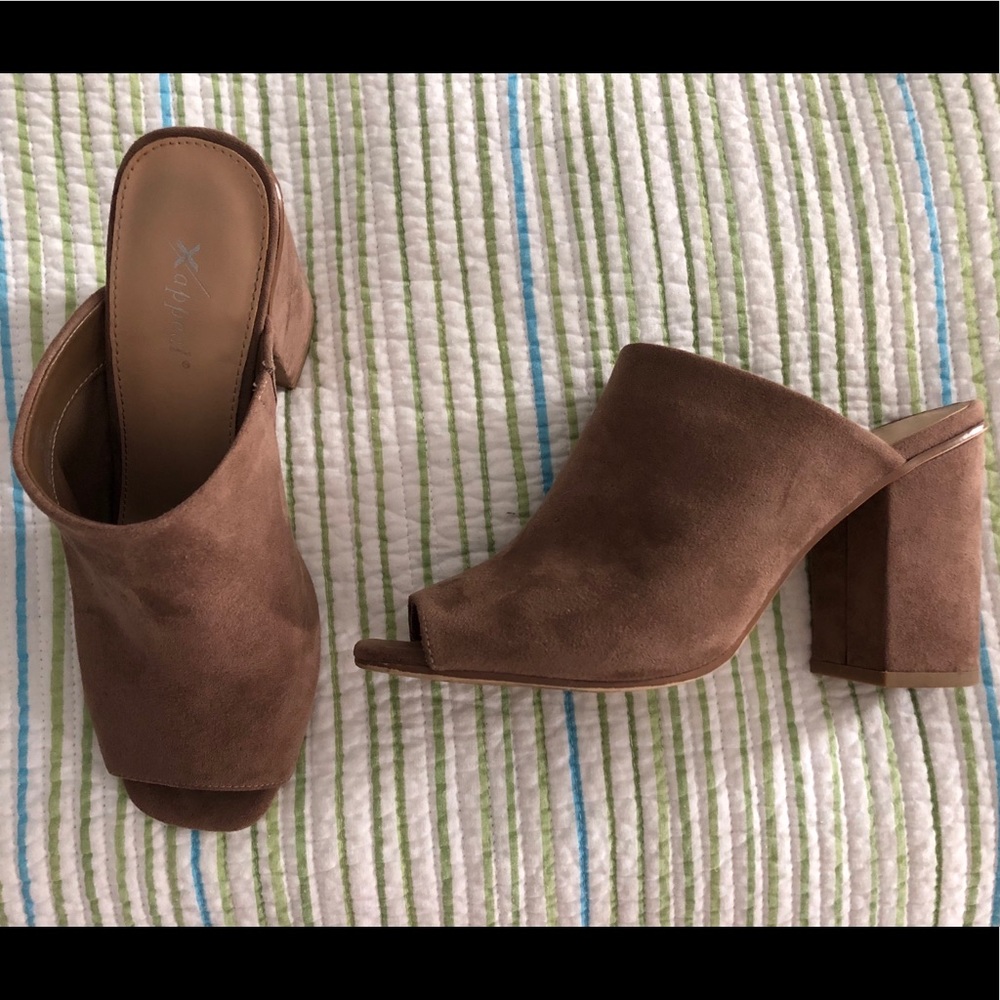 COPY - Dark tan slides